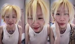 莓莓奶兔正在无美颜直播化妆