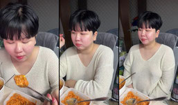 애니 먹으면서 걍 밥 먹음