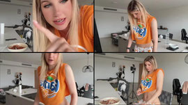 💛 Blonde Girl Fun Today 🔥 Wanna see more spicy stuff? 👀💦 Click the link in bio 🔗✨