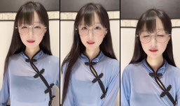 小初初正在直播