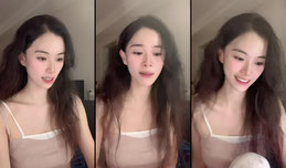 深夜钢琴弹唱