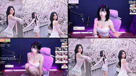 그녀는 휴가 갔습니다