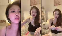 机场等大巴的张靓靓正在直播