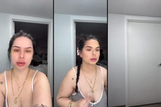 💋