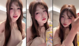 女大直播中……