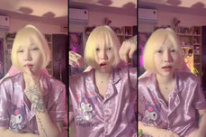 ผมผมผมผมบลอนด์แต่ผม