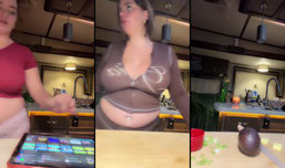 Live streaming of YummyLex
