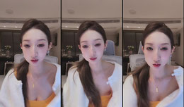 长了一颗美人痣